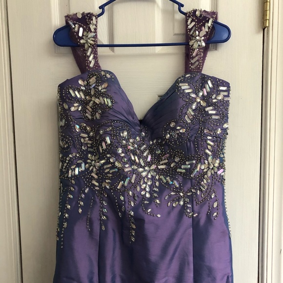 Dresses & Skirts - Purple beaded prom dress